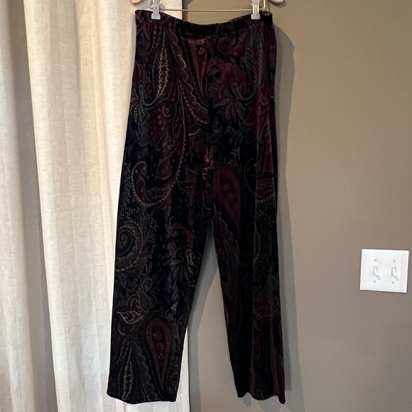 Coldwater Creek Women's Paisley Velvet Straight Leg Pant, Size Medium - Picture 4 of 9